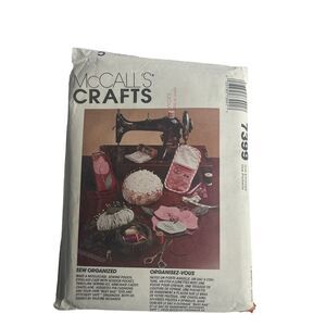 New UNCUT McCall's Crafts 7399 Sew Organizers Pattern Sewing Kit Case Caddy Tote